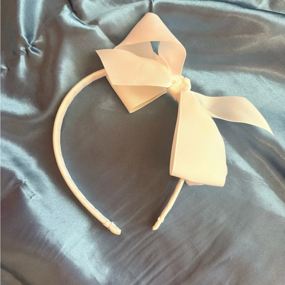 FREE WITH PURCHASE White Bow Headband